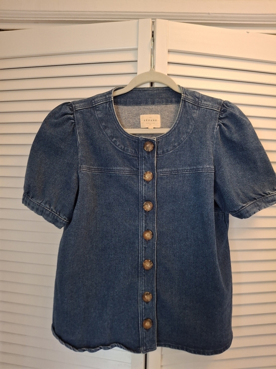 Sezane Tops - Sézane Denim Button-Front Puff Sleeve Top - Blue